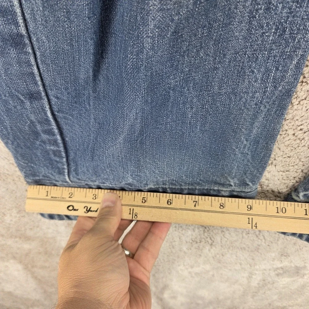 Vintage Levis Engineered Jeans Mens Blue Twisted Medium Wash Zip Fly Fits 34x30